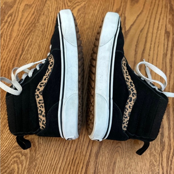 Vans Missy Hightop Weatherproof Shoes Girls Size 3 - Picture 2 of 8